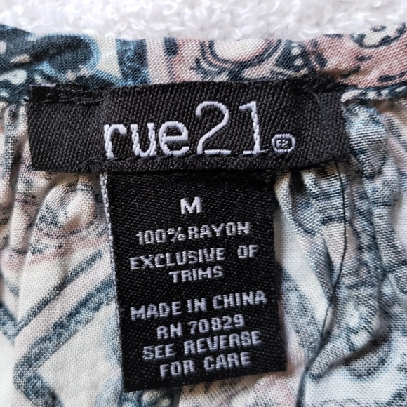 Rue21 Cropped Tank – M - Picture 4 of 5
